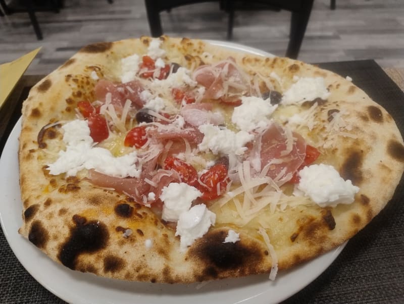 Tantaroba Pizzeria