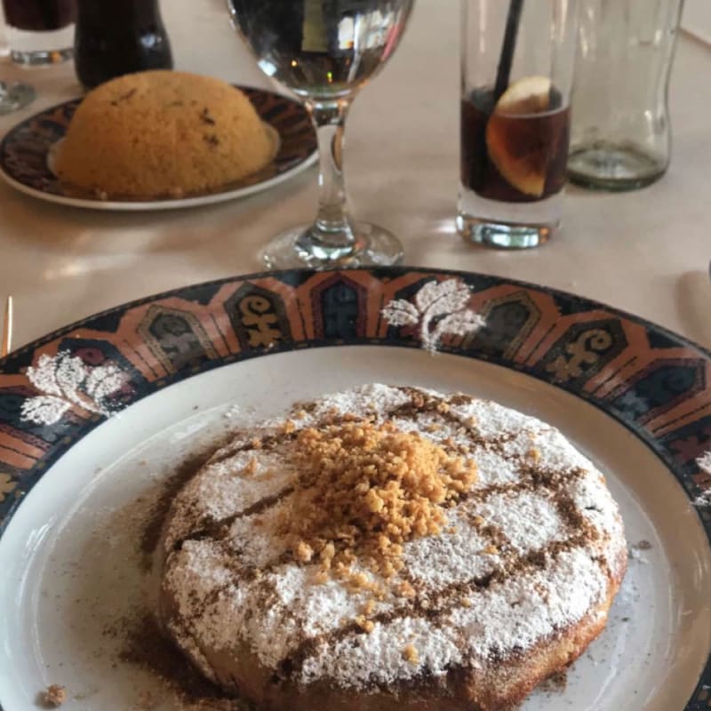 Pastilla au poulet - La Maison de Charly, Paris