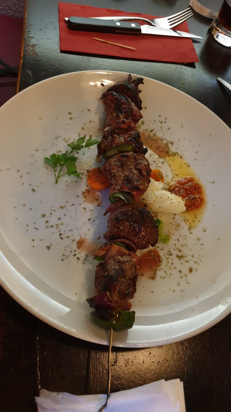 Tenderloin skewer with bacon, bell pepper and onion - Buenos Aires, Delft