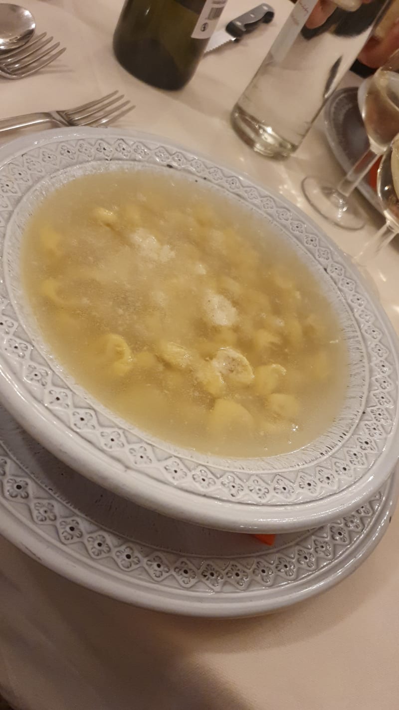 Tortellini in brodo - Da Giampi e Ciccio, Bologna