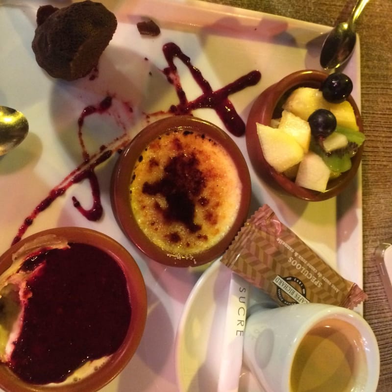 Café gourmand - Le 9, Levallois-Perret