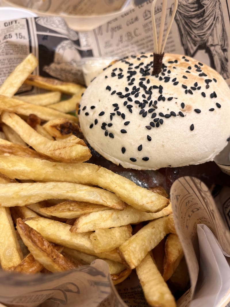 Galice Burger, Paris