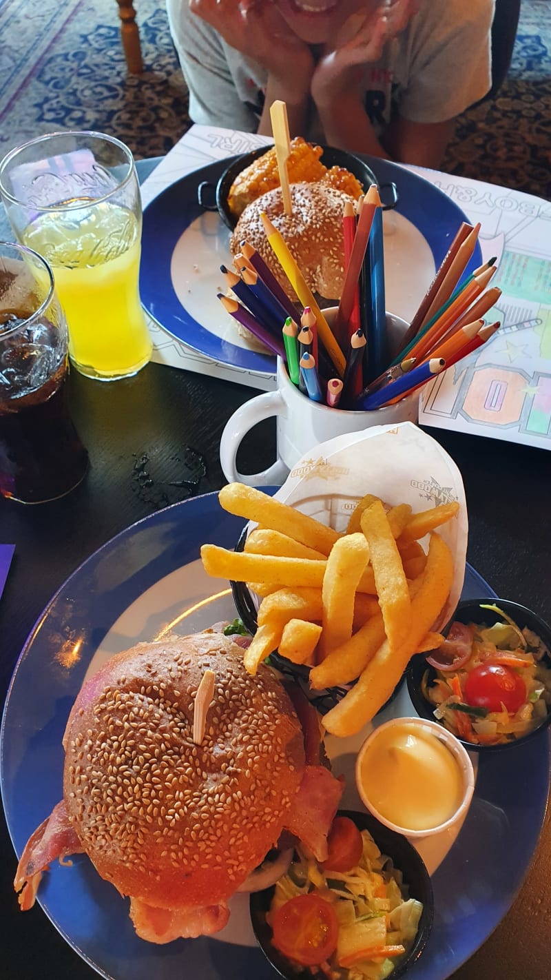 Amerikanen burger - Hollywood cafe Rotterdam, Rotterdam