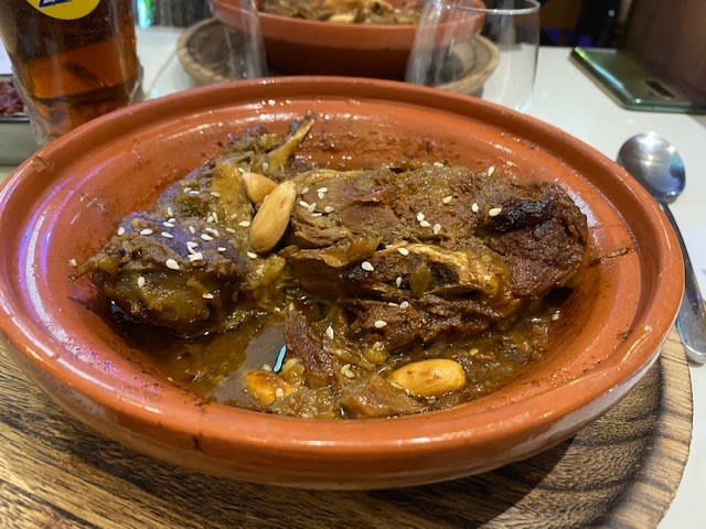 Tajine agneau pruneaux amandes - Semoule, Paris