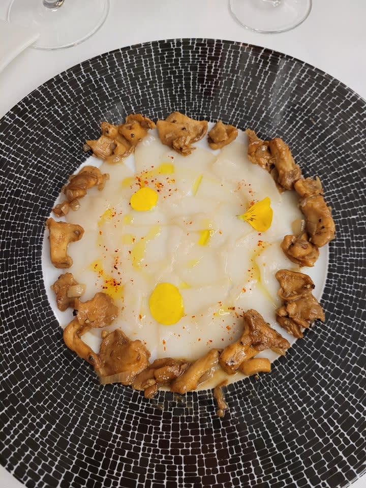 Carpaccio de noix de Saint-Jacques, tartare de champignons des bois - Auberge du Château Bleu, Tremblay-en-France