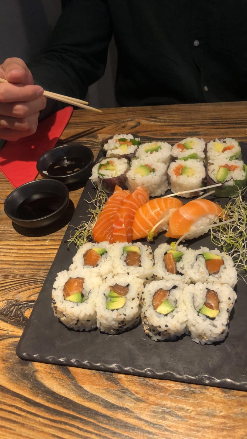 L'Uchiwa Artisan Sushi, Six-Fours-les-Plages