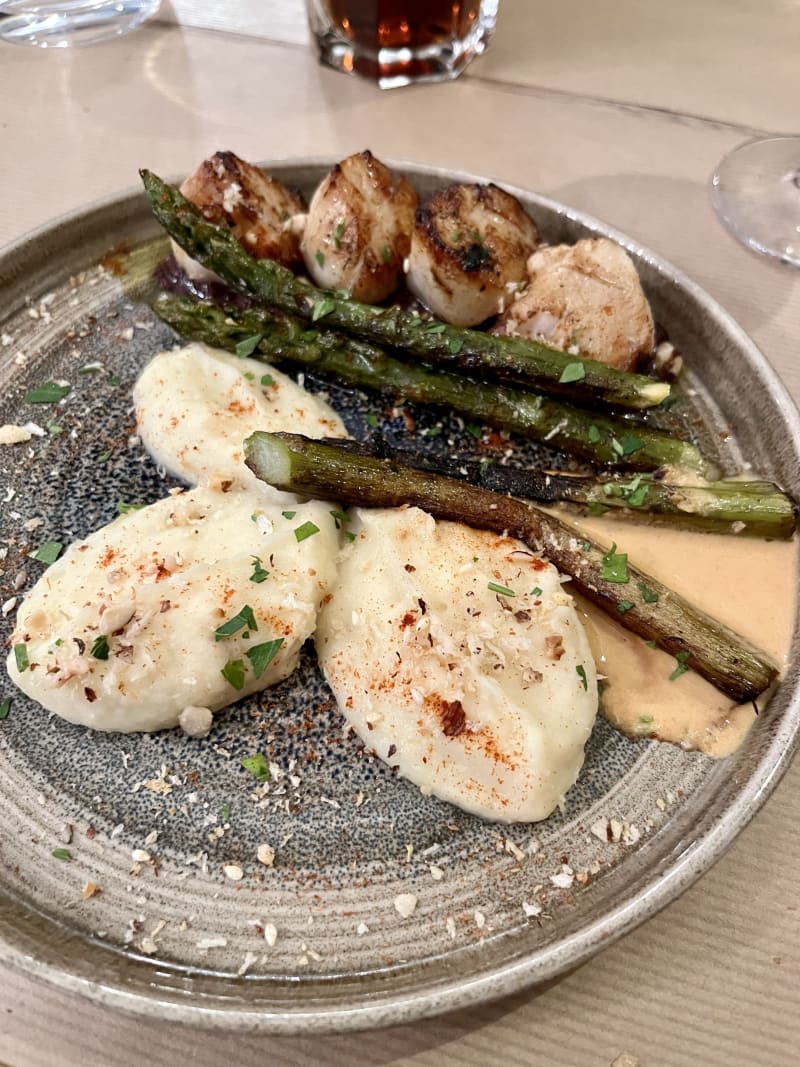 La Table des Anges, Paris