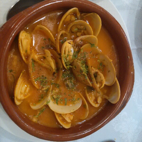 Tomamos una ración cada uno con el Menu. Estaban muy bien como siempre y salsa potente. - El Caserío, Madrid