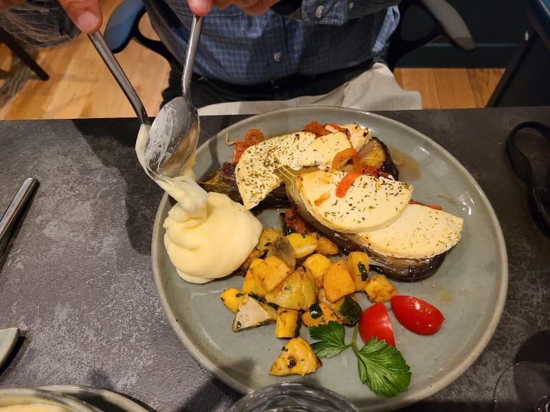 Maison De La Lozere Paris France Ventana Blog