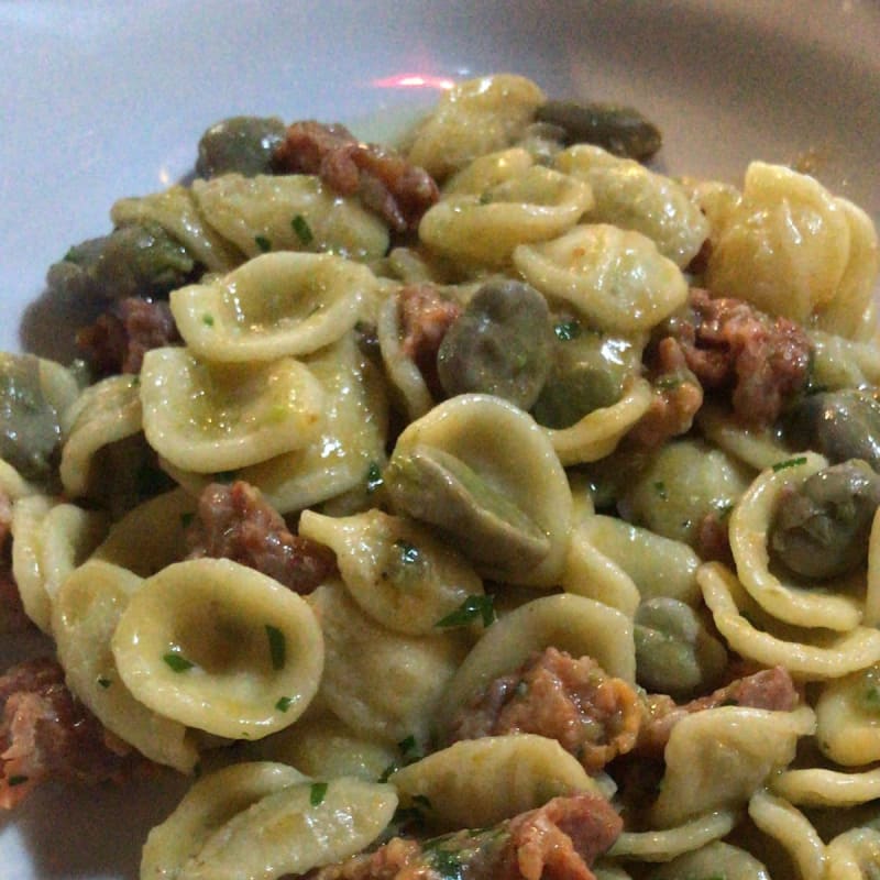 Orecchiette fave e salsiccia - Erbanito Agriturismo