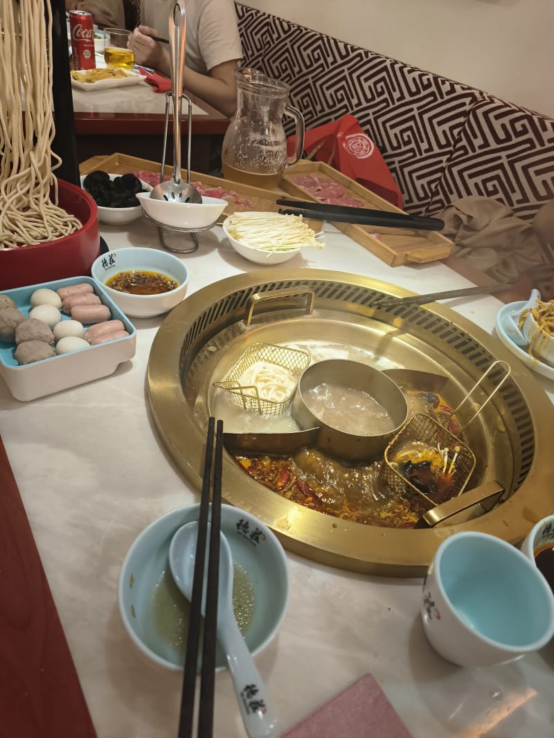 De Zhuang Hotpot, Rome