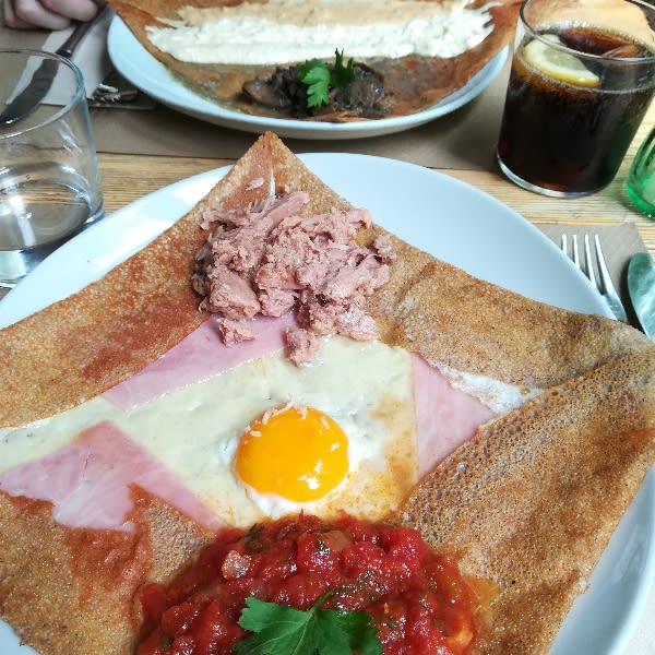 creps saladas - Krampus, Barcelona