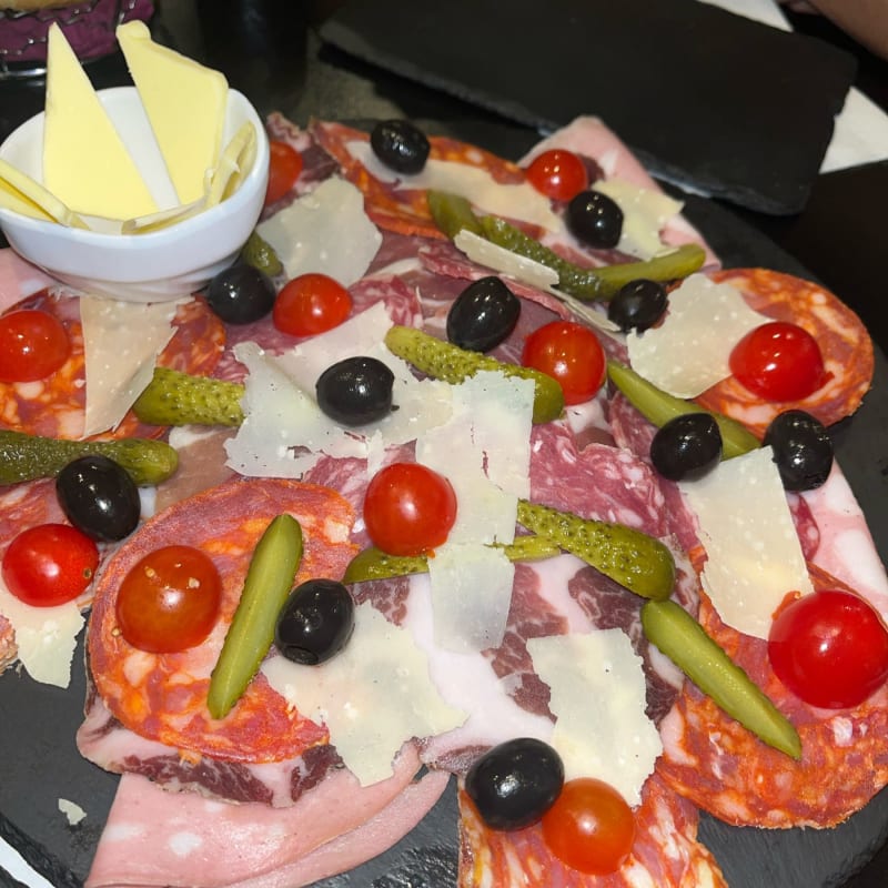 Assiette de charcuterie  - La Cantina, Aulnay-sous-Bois