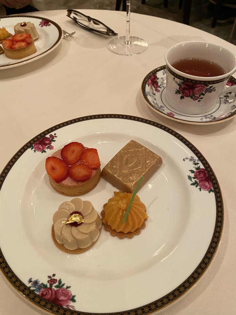 Afternoon Tea at the Palm Court at The Langham in London Restaurant Reviews, Menus, and Prices