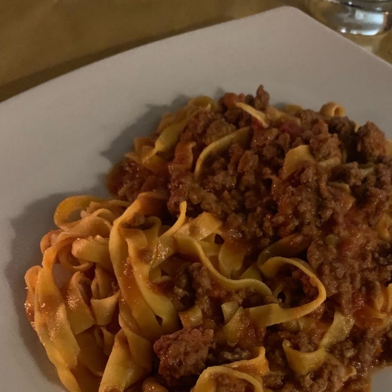 Tagliatelle al ragù - Cà Rundèl