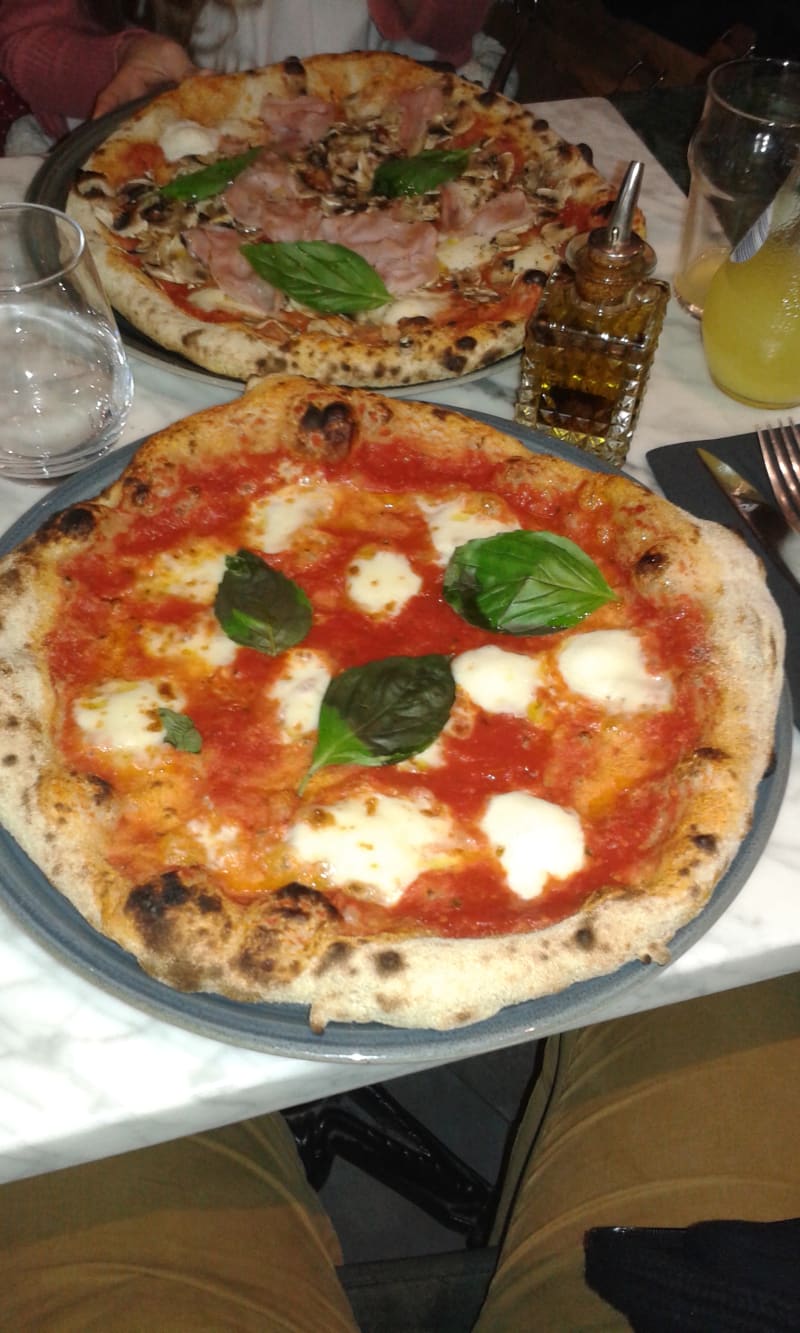 Pizzamore, Paris