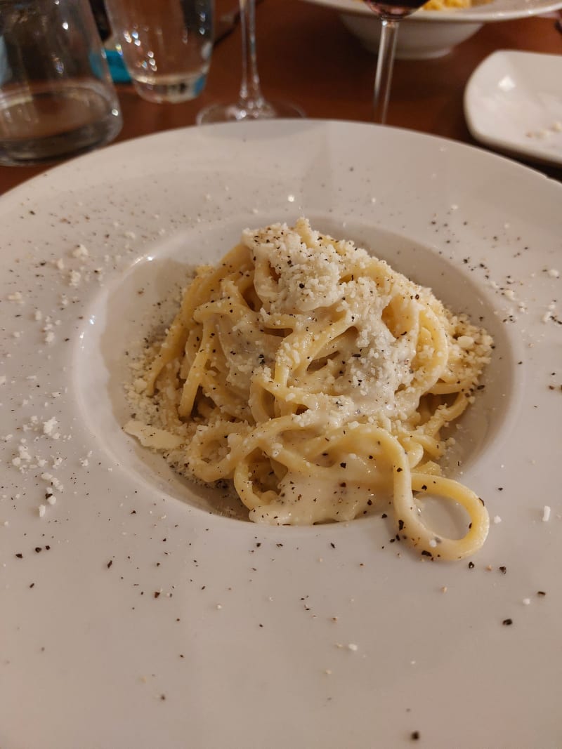 Tonnarelli fatti in casa Cacio e pepe - Toccoferro, Rome