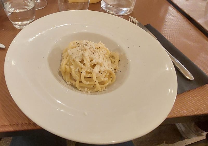 Cacio e pepe - Toccoferro, Rome