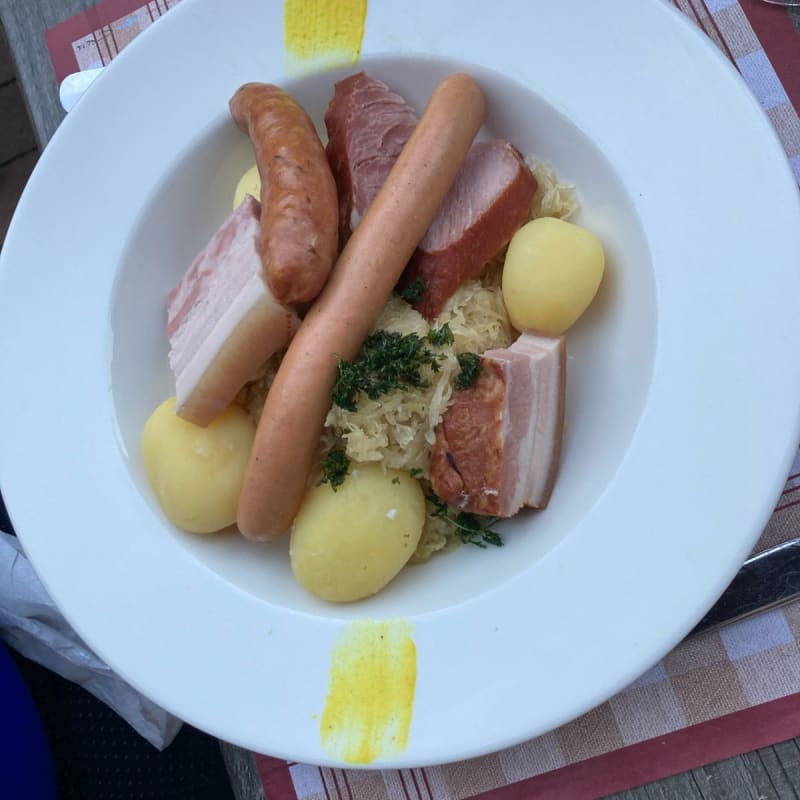 Choucroute 5 garnitures - La Ferme du Pape, Eguisheim