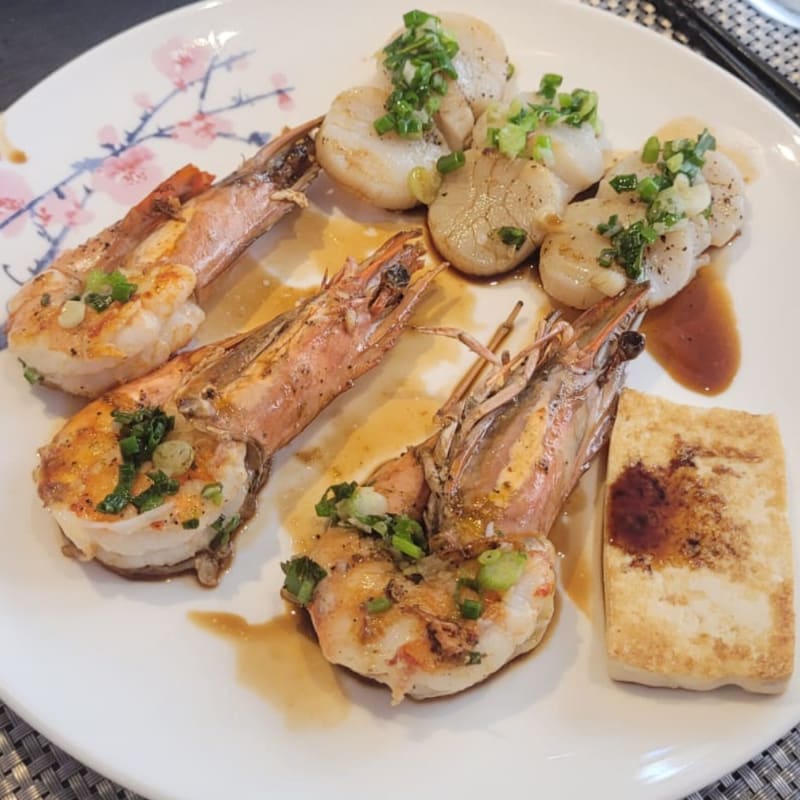 Gambas et noix saint Jacques  - Sakura Teppanyaki, Paris