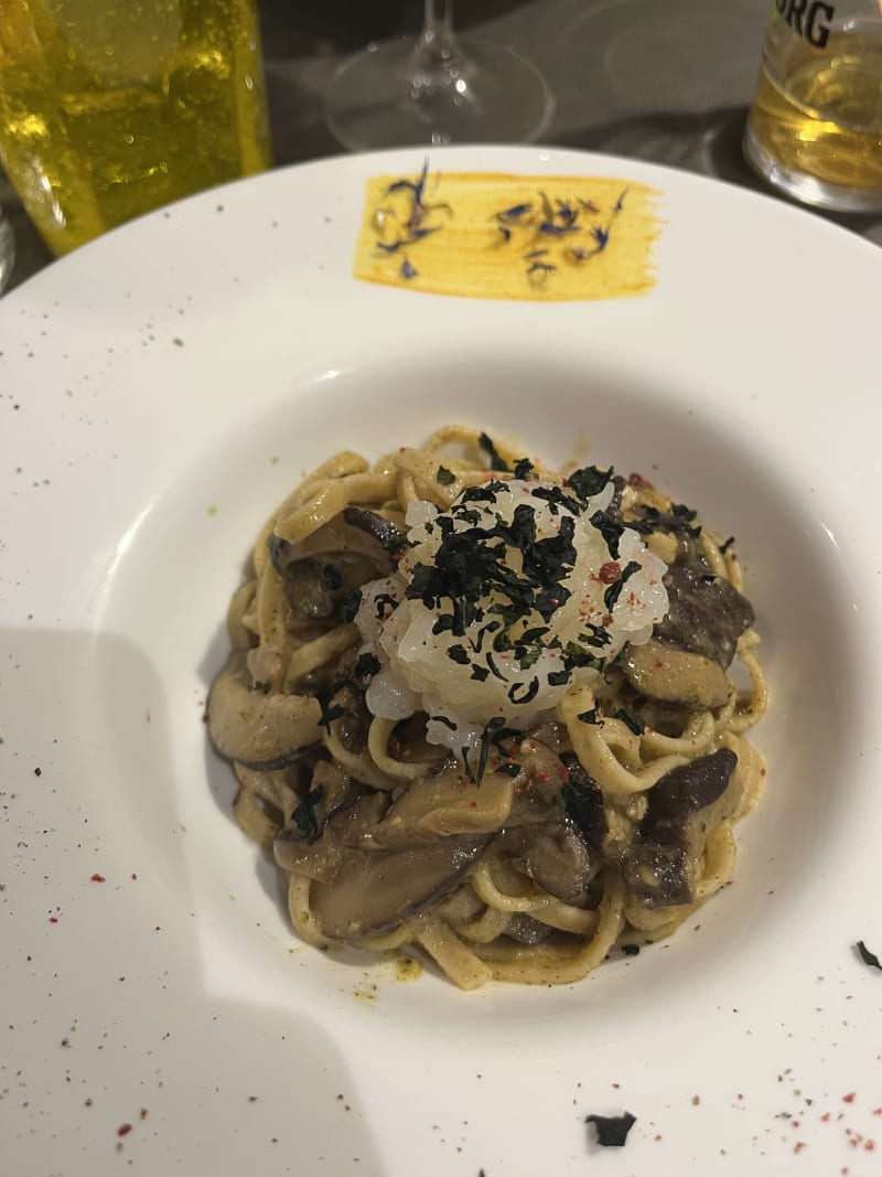 El café de grano se muele y se prepara en cafetera italiana, para obtener  mejor sabor y aroma - Photo de Nona Nina - Casa De Té, Primavera -  Tripadvisor