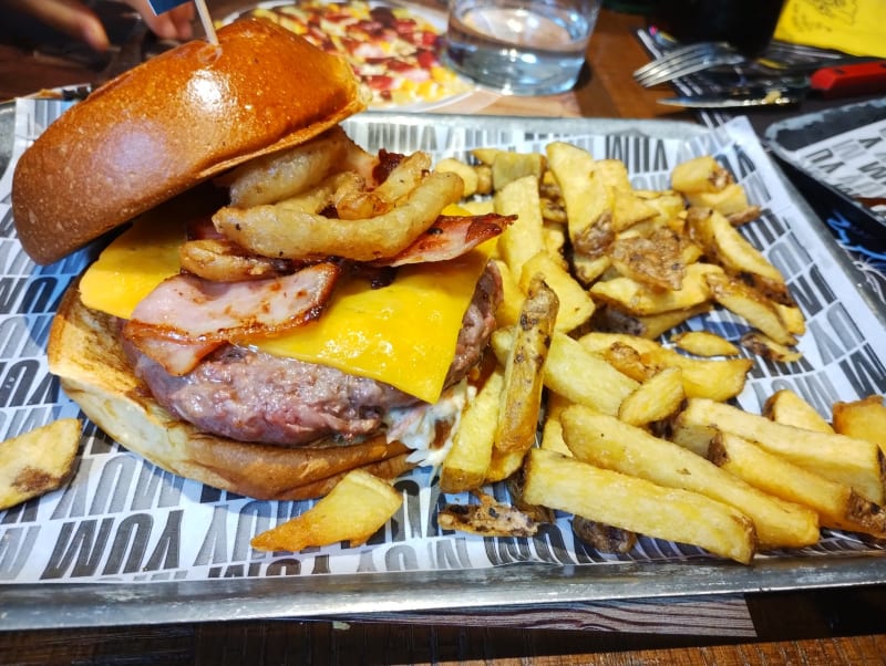 Hamburguesa Nostra - Castellana 257, Madrid