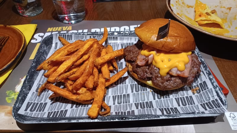 Hamburguesa Nostra - Castellana 257, Madrid