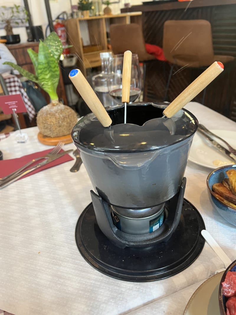 Fondue Bourguignone - L'Ami Malo, Lisbon