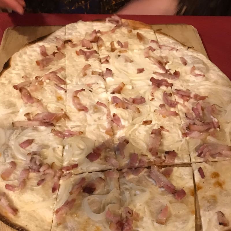 Tarte flambée traditionnelle - Maison Rouge, Barr