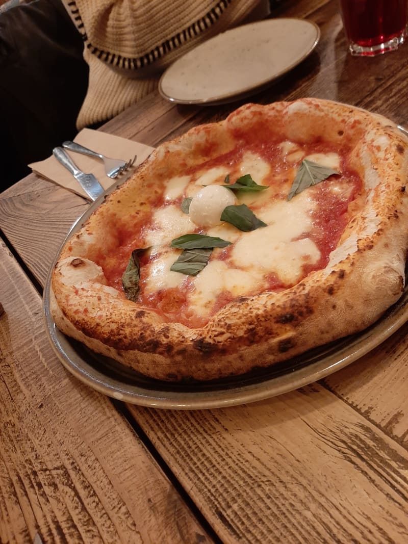 La Pizza è Bella Gourmet, Etterbeek