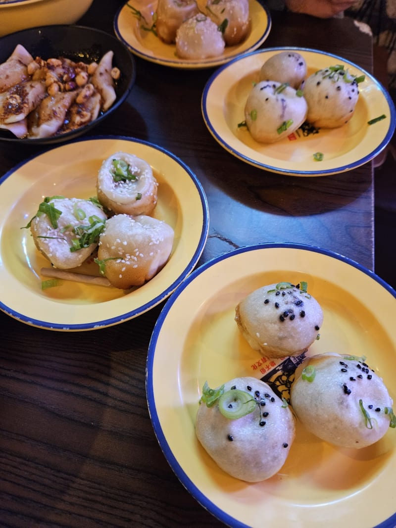 Jixiao's Buns, Paris