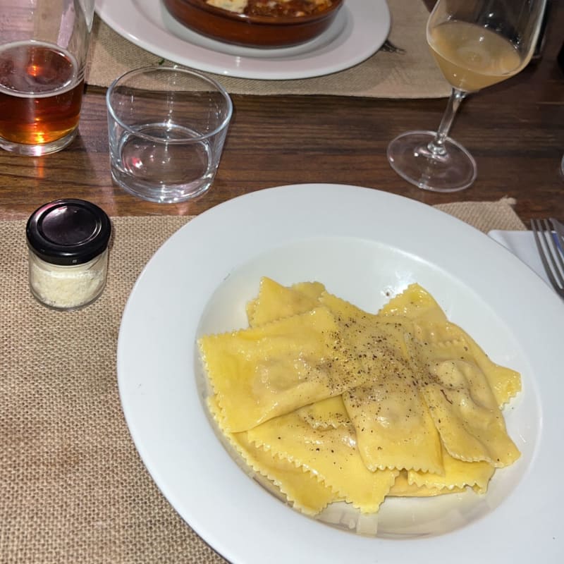 Ravioli provolone - La Fuga Barcelona, Barcelona