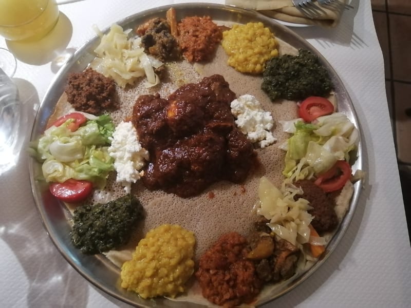 Restaurante La Reine de Saba en Paris Menú 2024, opiniones, precios y