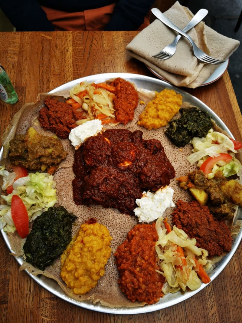 Restaurante La Reine de Saba en Paris Menú 2024, opiniones, precios y