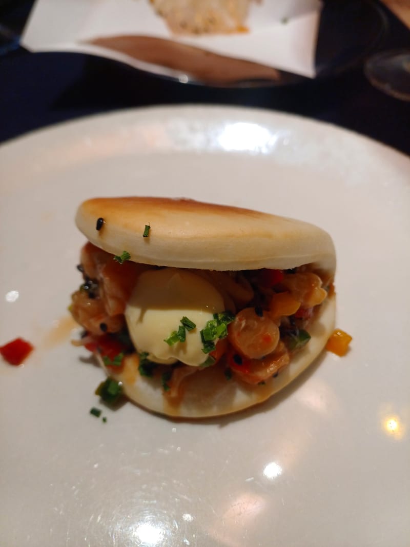 Shrimp Bao - Bastardo, Lisbon