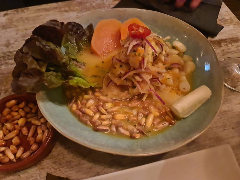 Ceviche Carretillero De Ají Amarillo Con Chicharrón De Calamar - Barrio Santo, Barcelona