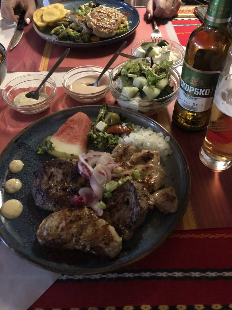 Mixed grill - Balkan Restaurant Macedonië, Groningen