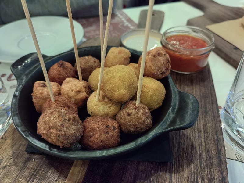 The Meatball Family- Navigli, Milan