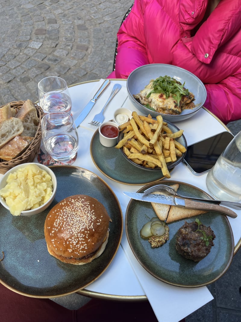 Bistro Saint-Dominique, Paris