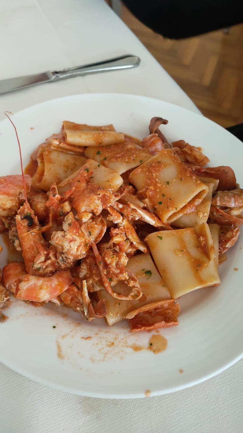 Paccheri ai crostacei  - Hermitage del Passatore, Varese