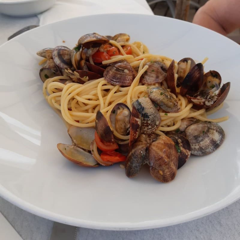 Spaghetti con le vongole di Goro e pomodorini  - Gallanti Beach