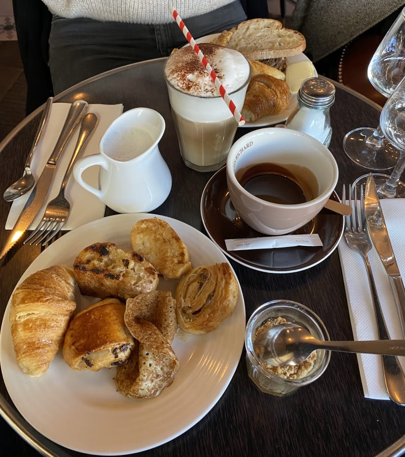 Brunch - Le Moliteuil, Paris