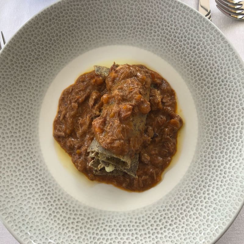 Crêpes di grano saraceno con ragù di agnello  - Ristorante Nicholas, Gardone Riviera