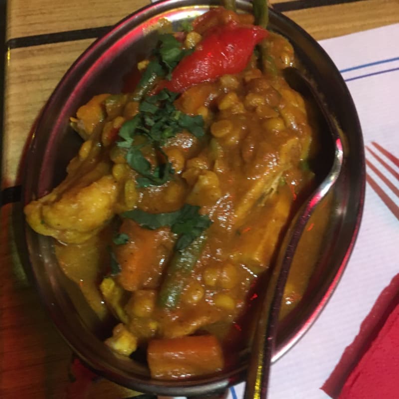 Poulet maison  - India Gate, Paris