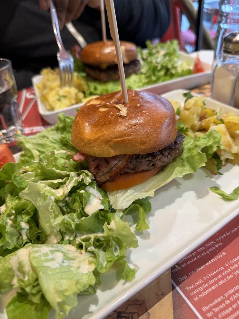 Chez Papa, Paris