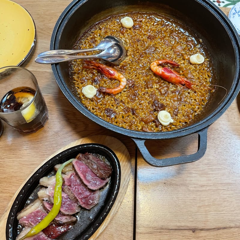 Filet al foie i arros socarrat de cap i pota. - Verdi Dinou, Barcelona