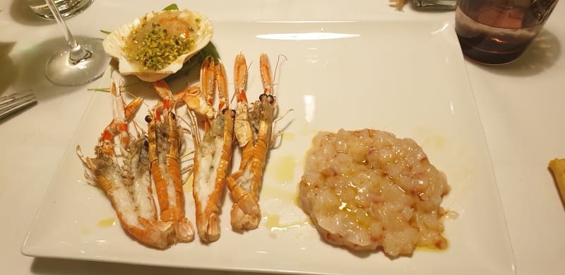 Tris Capasanta al pistacchio, Tartare di Gambero,  Scampi - Ristorante Leondoro