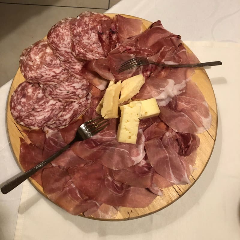 Tagliere di salumi  - Ristorante Leondoro