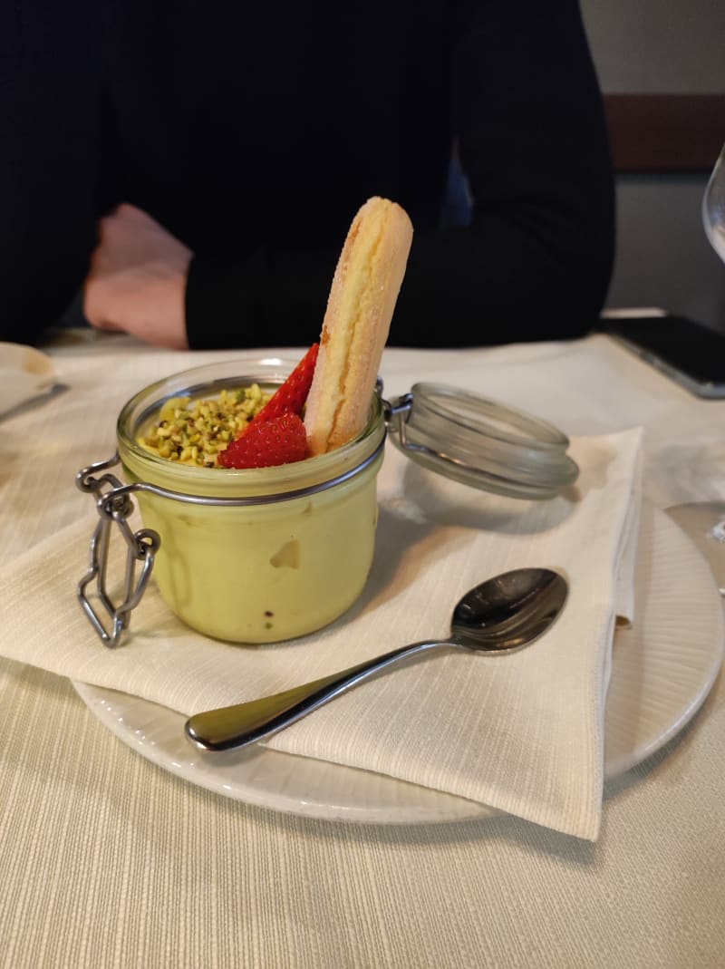 Tiramisu' Classico/Pistacchio - Ai Cocci, Rome