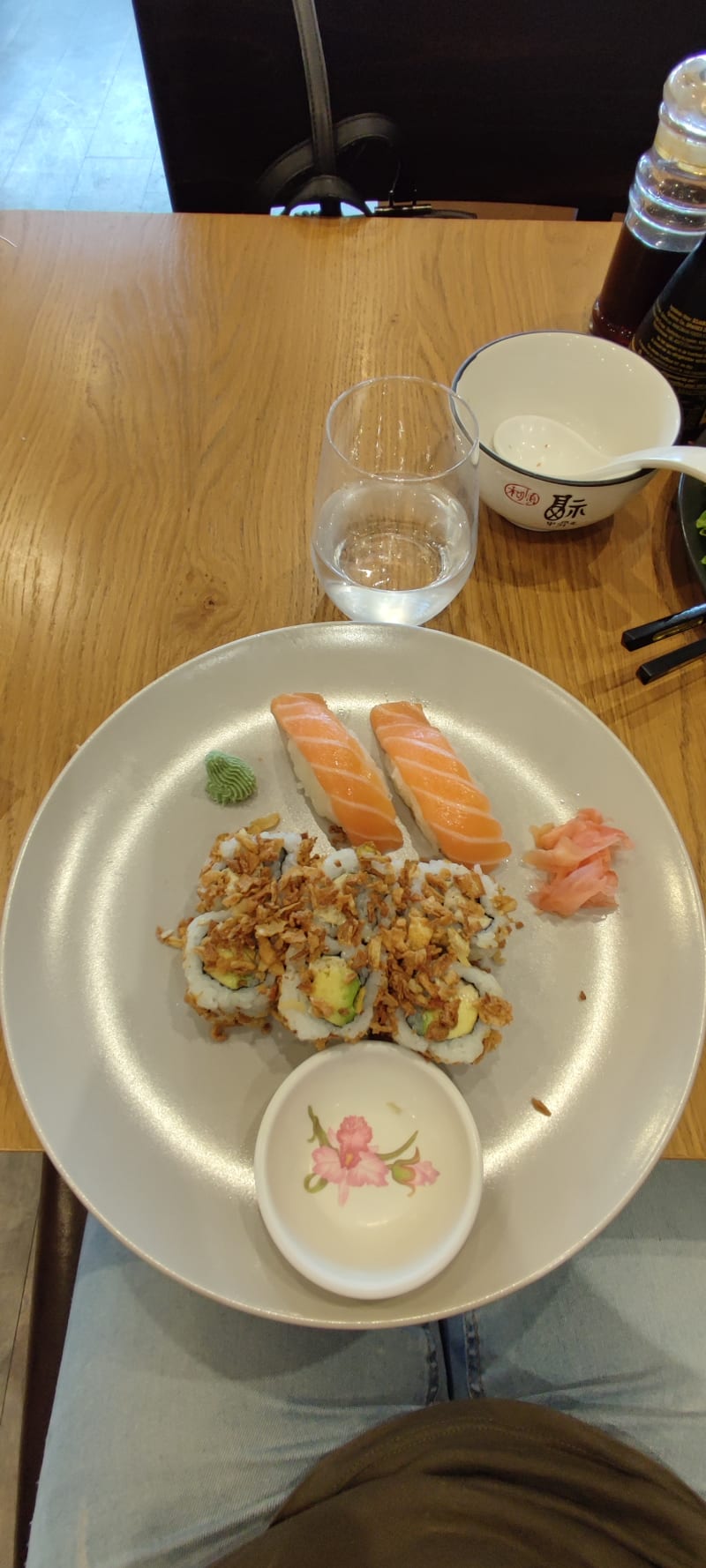 Sushi et California crispy thon cuit - Miso